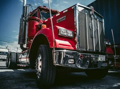 Tracteur-Poids lourd